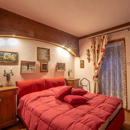 Joivy Big Flat For 6 With Backyard And Parking In Courmayeur Exterior photo